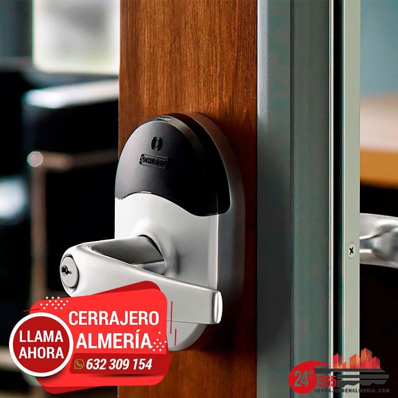 Cerrajero en Retamar. El mejor Cerrajero Retamar está a tu servicio 24 horas todos los días del año.
