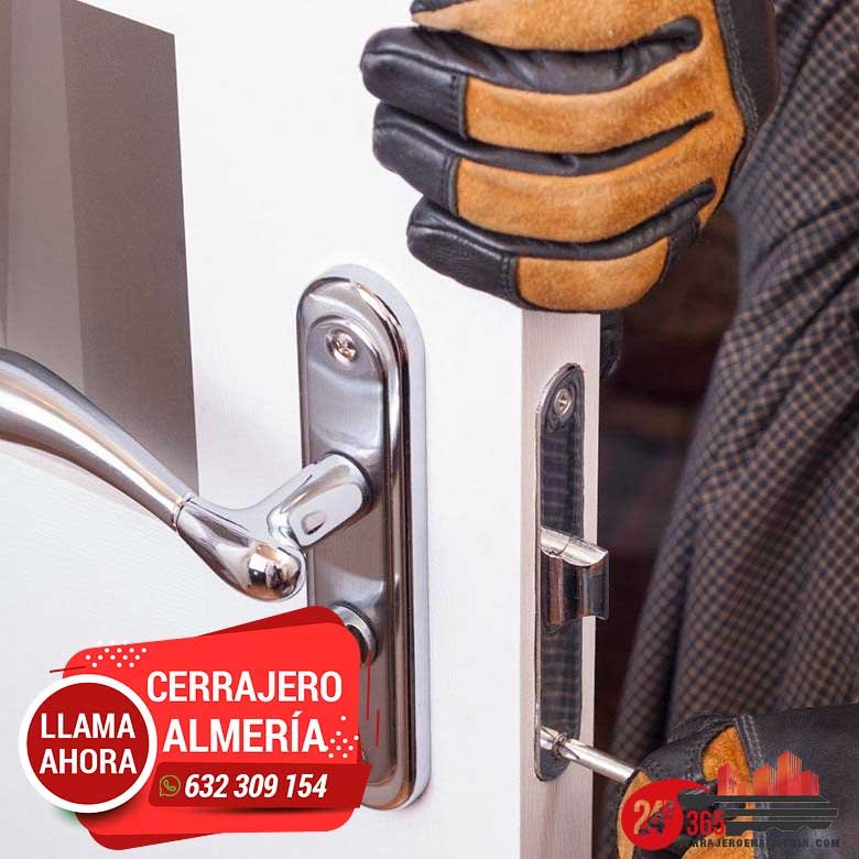Cerrajero en Huércal 24 horas. Cerrajeros Huércal 24 horas todos los días del año.
