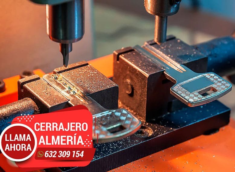 Copiar llaves Almería. Hacer duplicado de llaves en Almería. Cerrajeros Almería.
