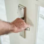 Apertura de puertas sin daños en Almería